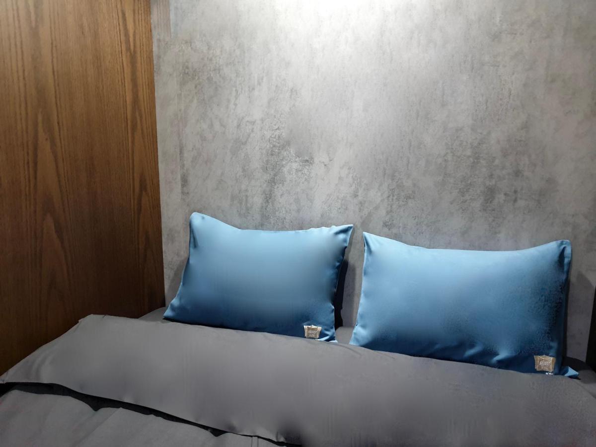 Sleep 'n Fly Sleep Lounge, D-gates Terminal 1 - Transit Only Dubaï